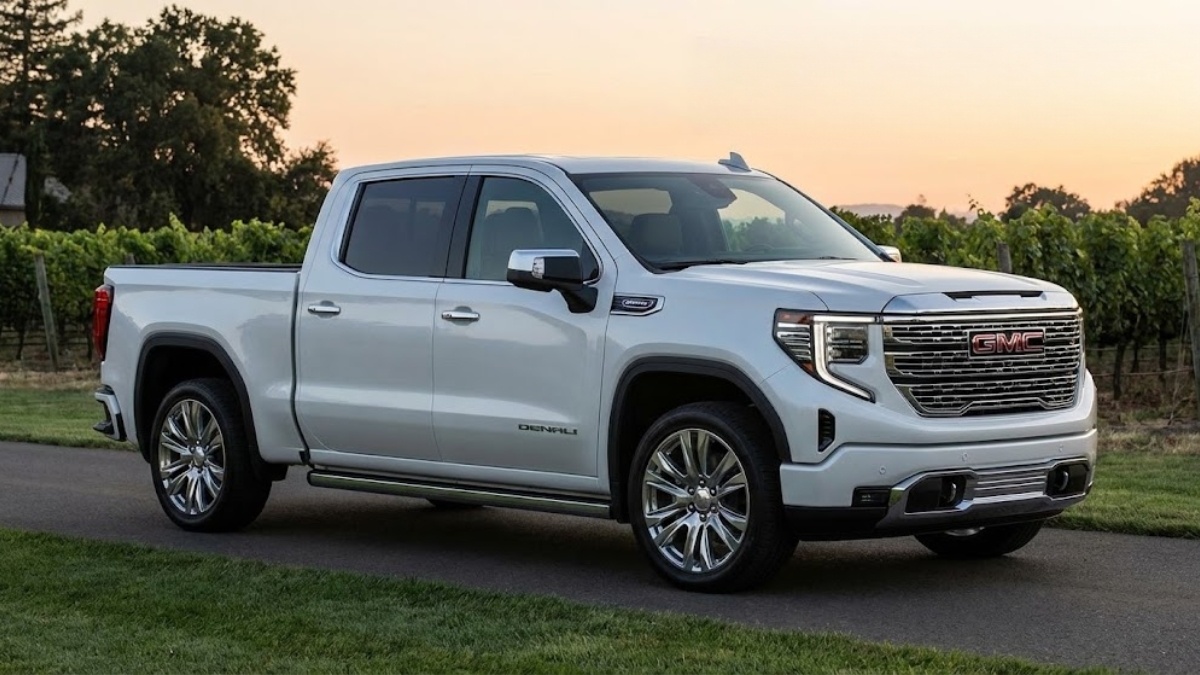 GMC Sierra Denali Pickup Truck Sets a New Standard for Luxury Trucks